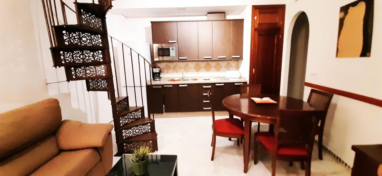 Apartamento Con Buhardilla Casco Historico Apartment กอร์โดบา ภายนอก รูปภาพ